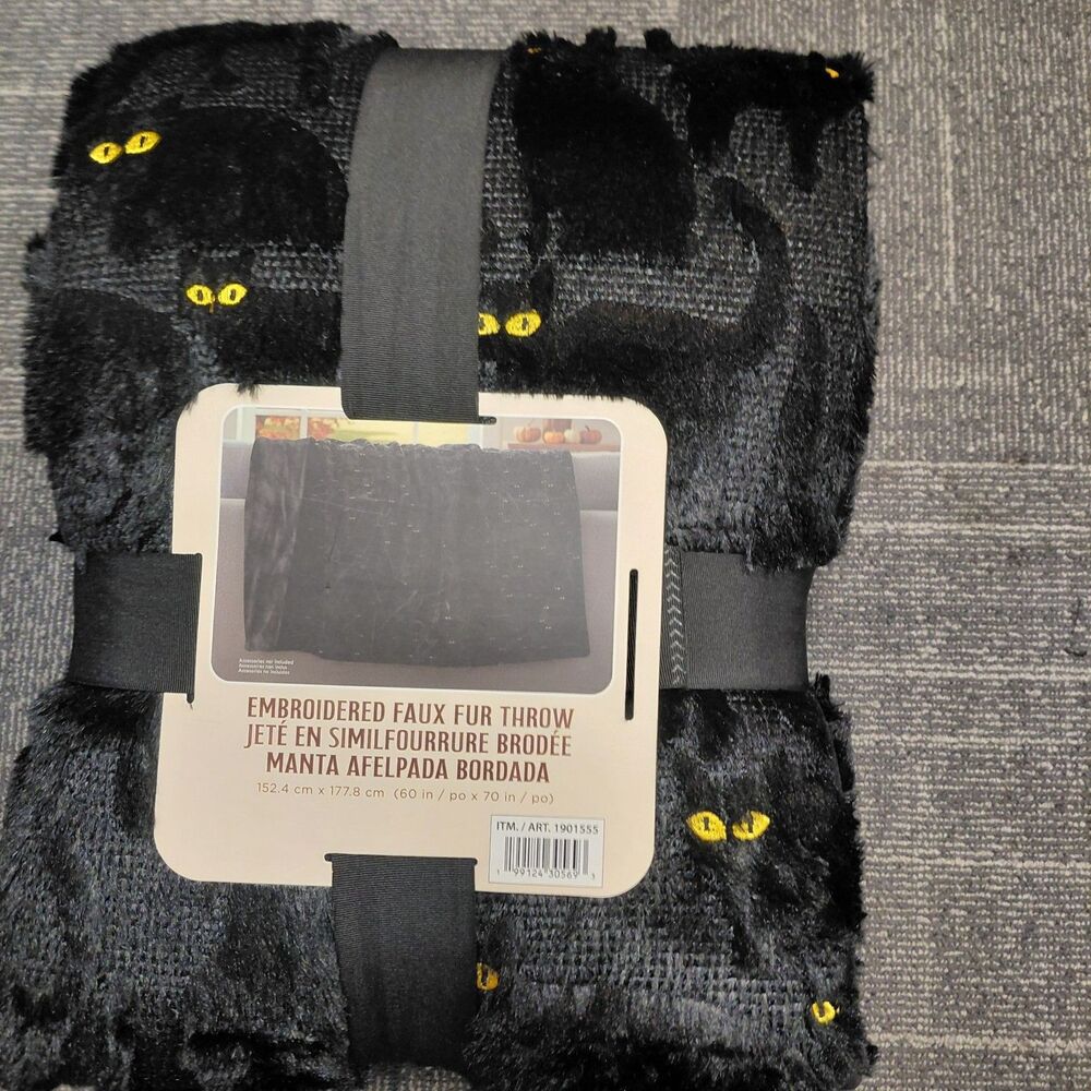 NWT SAME DAY SHIP VIRAL COSTCO FAUX FUR HALLOWEEN FALL THROW BLACK CAT